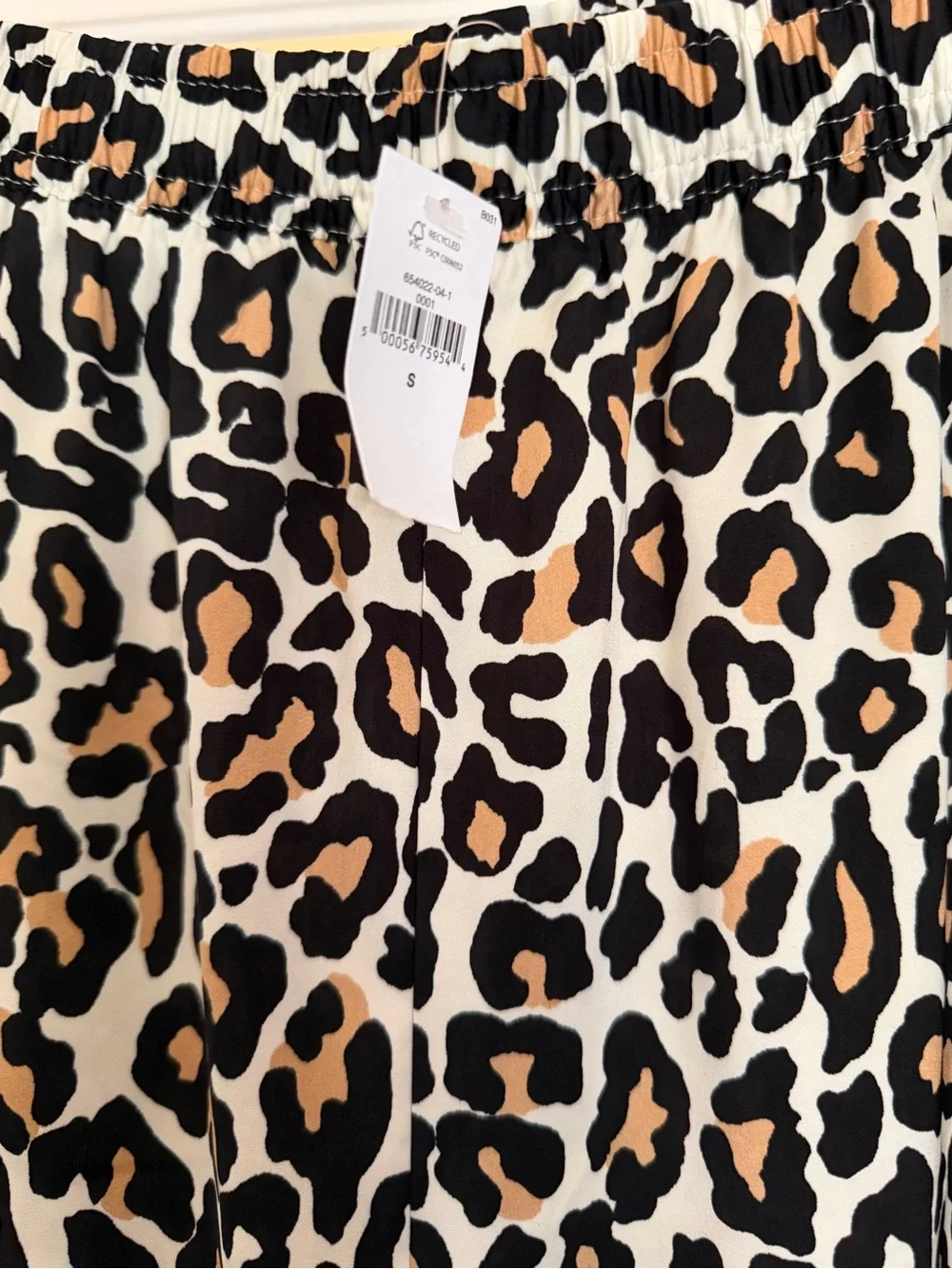 Banana Republic Leopard Print Pajama Set in Black, Brown & Cream size Small